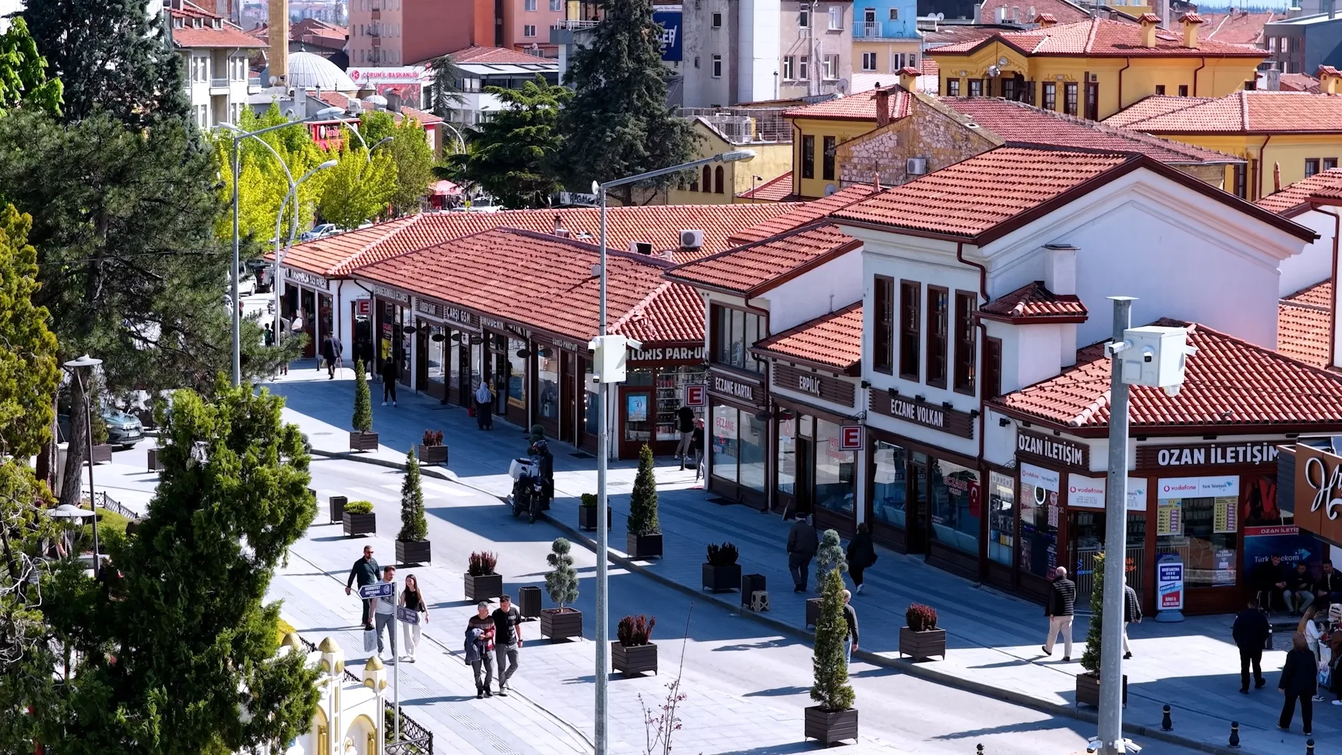 Çorum'un Tarihi Çehresi Değişti: Dikiciler Arastası Yeniden Hayat Buldu