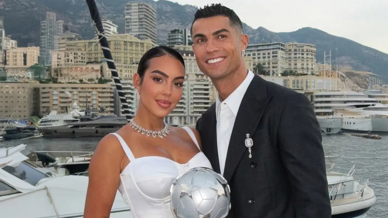Cristiano Ronaldo ve Georgina Rodriguez Evleniyor