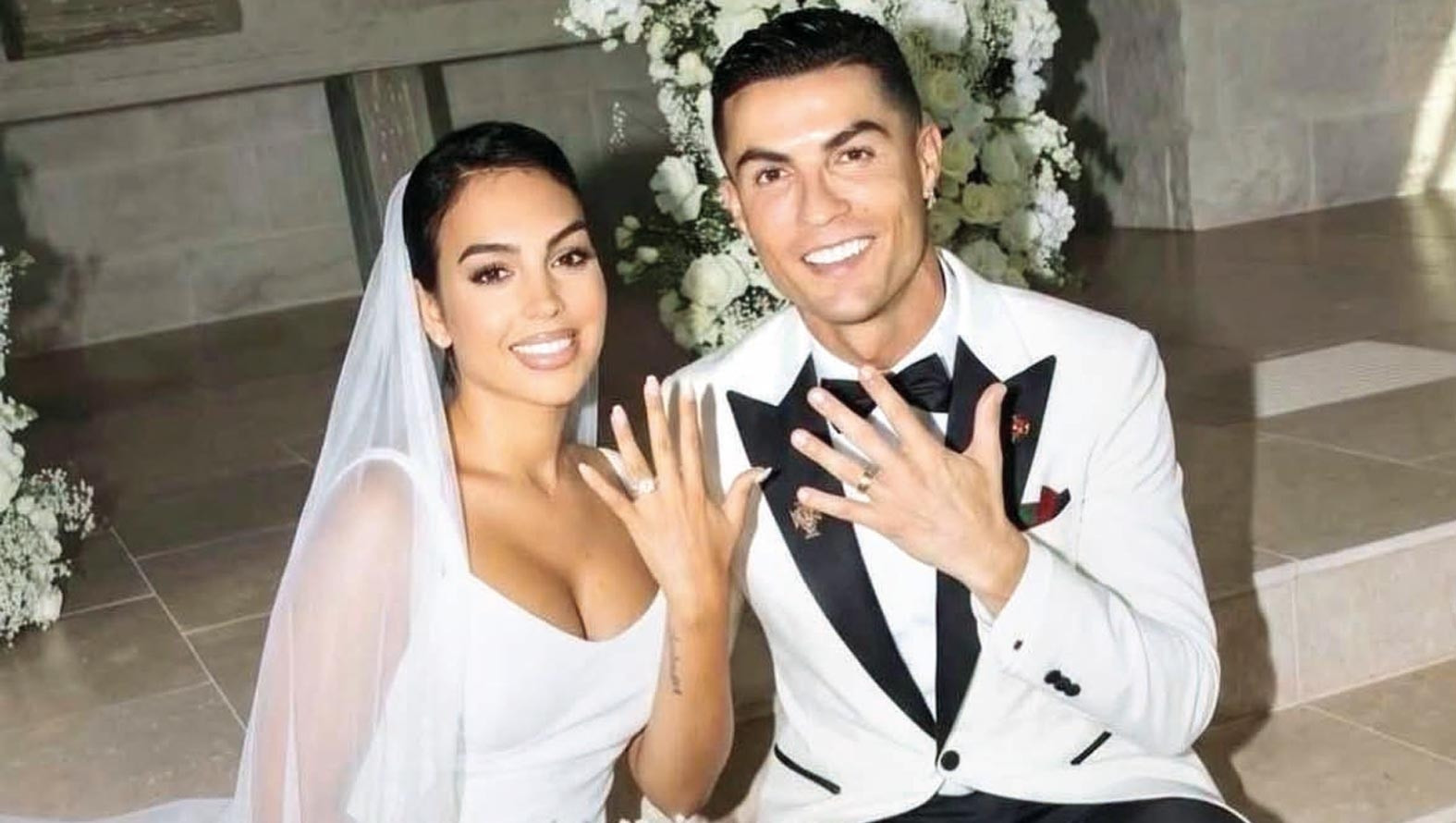 Cristiano Ronaldo ve Georgina Rodriguez Gizli Törenle Evlendi