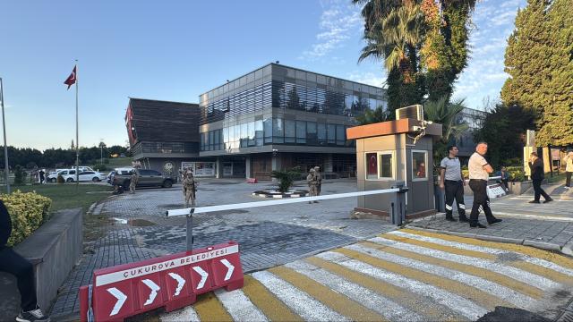 Çukurova Belediyesi'nde Yolsuzluk Operasyonu: 34 Tutuklama