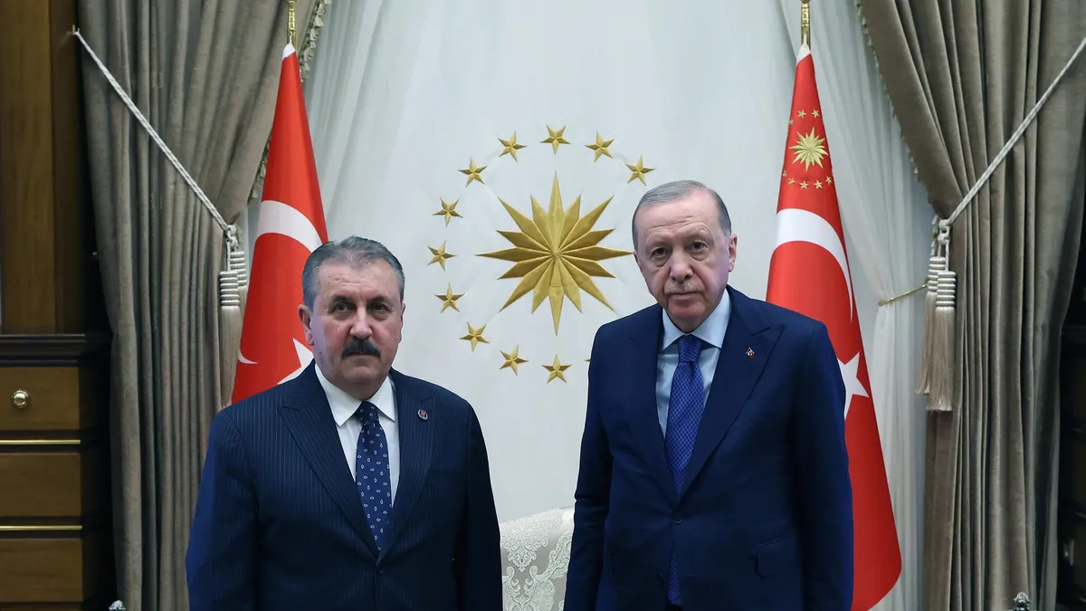 Cumhurbaşkanı Erdoğan, BBP Lideri Destici'yi Külliye'de Ağırladı