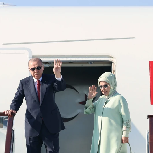 Cumhurbaşkanı Erdoğan Bişkek'te: ŞİÖ Zirvesi Kritik Görüşmelere Sahne Oluyor