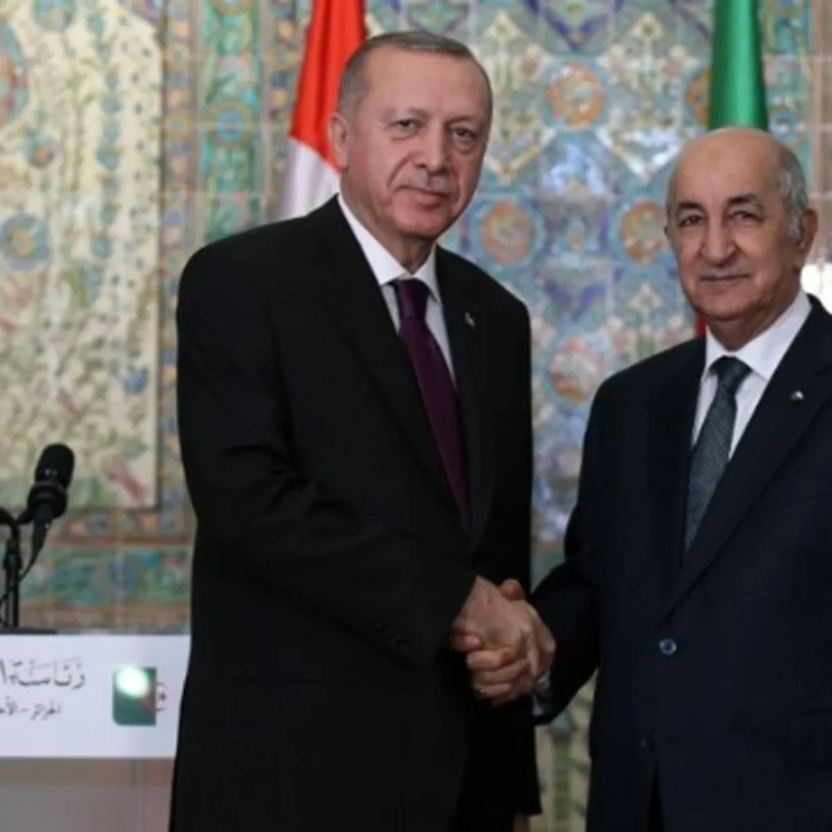 Cumhurbaşkanı Erdoğan, Cezayir Lideri Tebbun ile Bayramlaştı