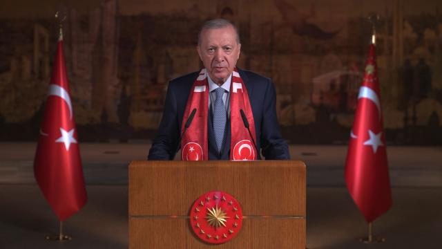 Cumhurbaşkanı Erdoğan'dan A Milli Takım'a Destek