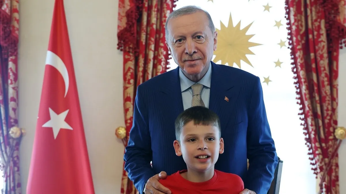 Cumhurbaşkanı Erdoğan, 'Nefret Etme Kek Yap' kampanyasının mimarı Joshua Harris'i kabul etti