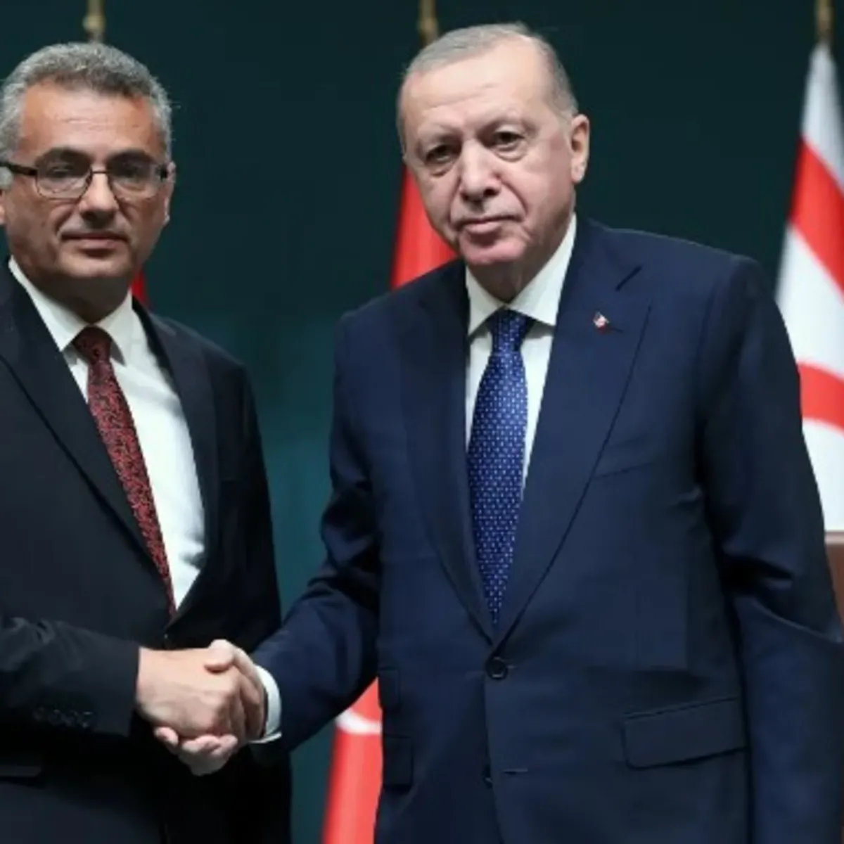 Başkan Erdoğan'dan KKTC Cumhurbaşkanı Erhürman'a geçmiş olsun telefonu