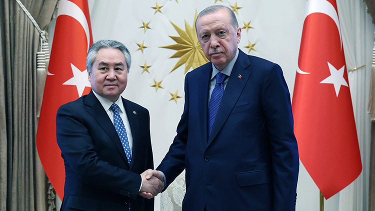 Cumhurbaşkanı Erdoğan, Kırgızistan Dışişleri Bakanı'nı kabul etti