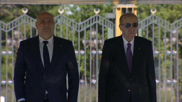 Cumhurbaşkanı Erdoğan, Lübnanlı mevkidaşı Avn'ı resmi törenle karşıladı