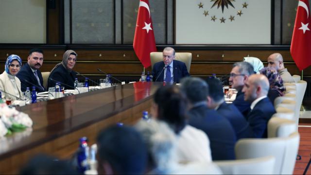 Cumhurbaşkanı Erdoğan Şehit Aileleri ve Gazileri Kabul Etti