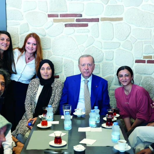 Cumhurbaşkanı Erdoğan Üsküdar'da Esnafla Buluştu