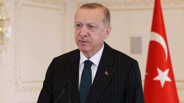 Cumhurbaşkanı Erdoğan'dan YKS öncesi öğrencilere manevi destek