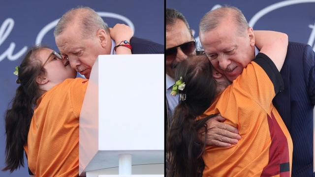 Cumhurbaşkanı Erdoğan'a sarılan Havva: Onu annemin dolmalarına davet ettim