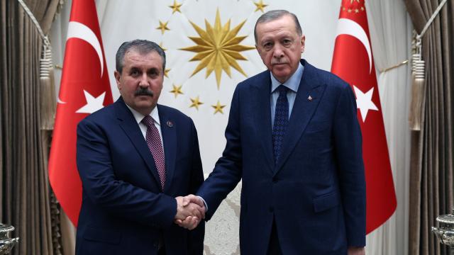 Cumhurbaşkanı Erdoğan'dan BBP Lideri Destici'ye Tebrik
