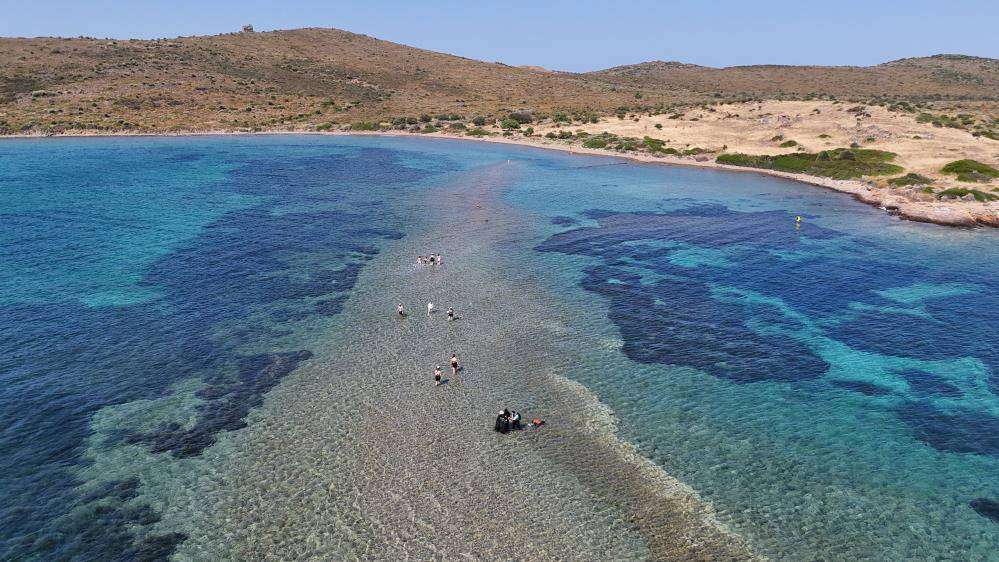 Cunda ve Maden Adaları Arasında Yürüyerek Ada Geçişi