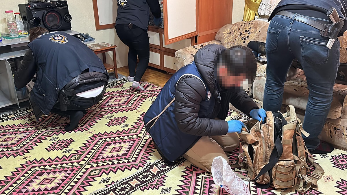 Daltonlar Suç Örgütüne 13 Gözaltı: Cephanelik, Uyuşturucu ve Altın Ele Geçirildi