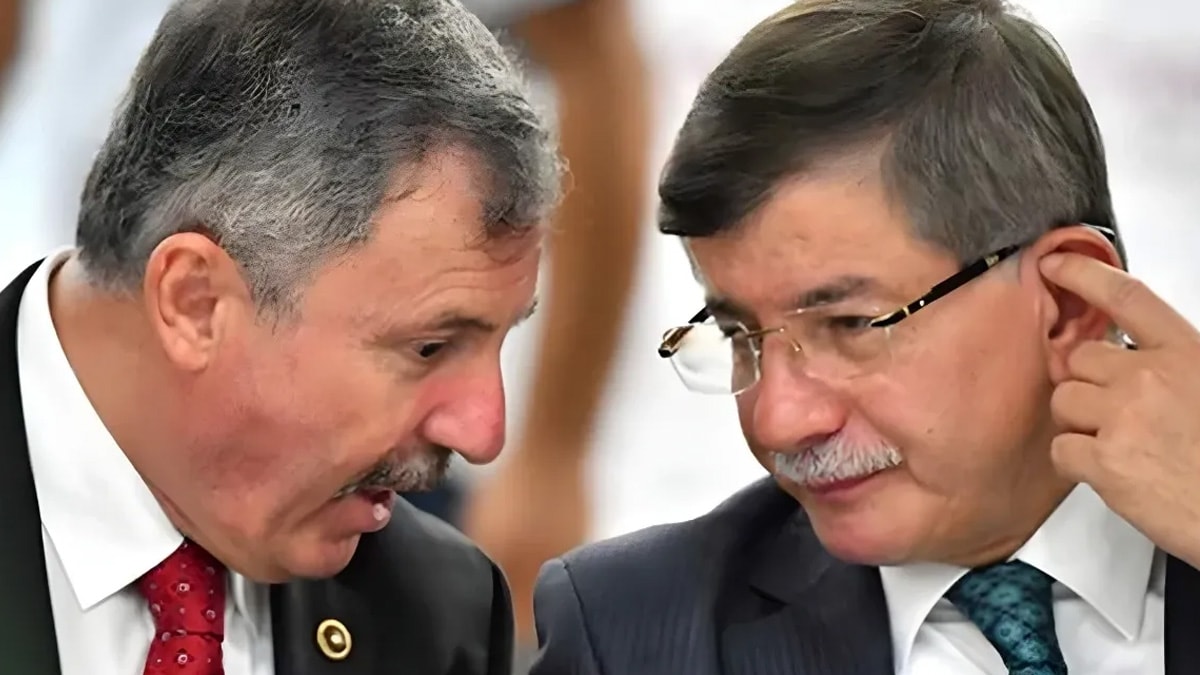 Davutoğlu Yakın Çevresinden Bomba İddia: Parti Kapatıldı mı