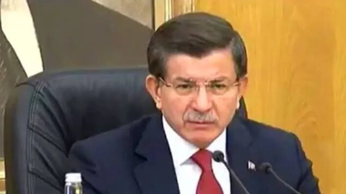 Davutoğlu'na Cumhurbaşkanına Hakaret Soruşturması