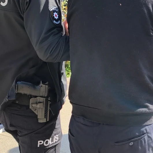 DEAŞ'ın Finans Ağına İstanbul ve Mersin'de Operasyon: 7 Gözaltı