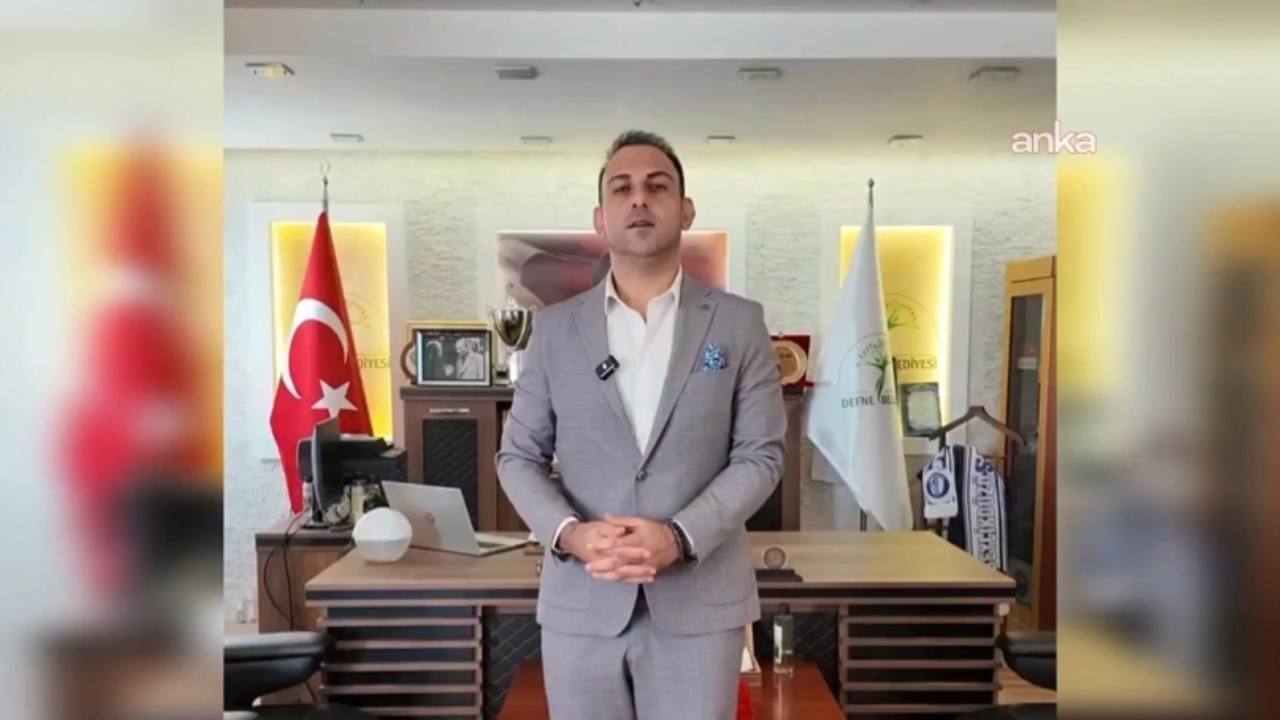Defne Belediye Başkanı İstifa Etti, YENİ Parti'ye Katıldı