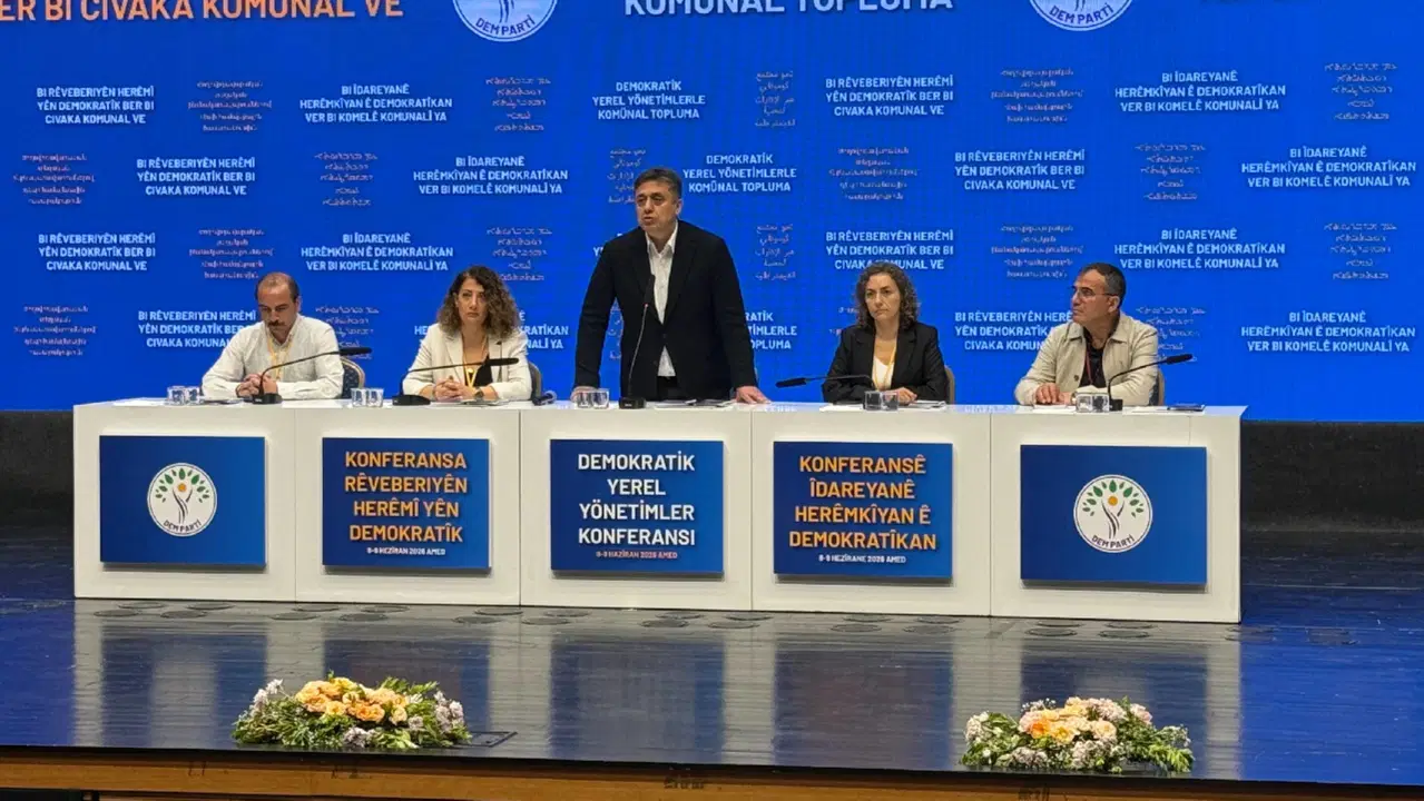 DEM Parti'den Belediye Kanunu'nda Eş Başkanlık Talebi