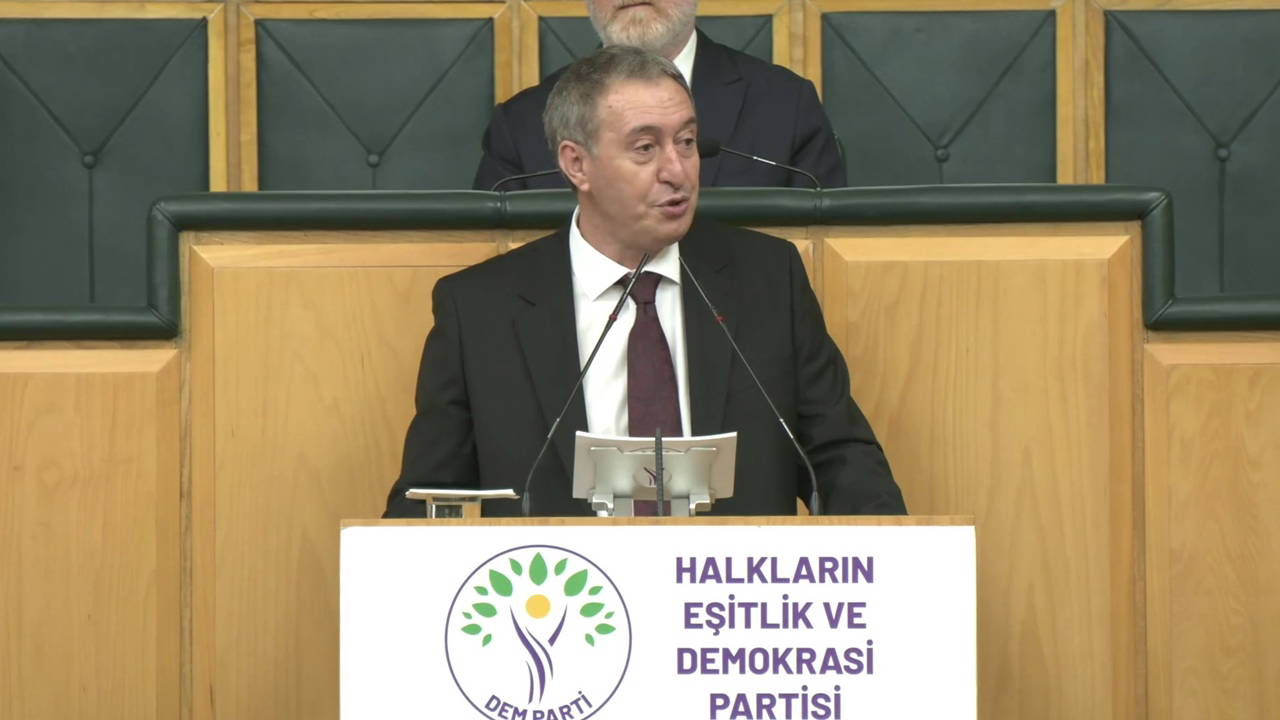 DEM Parti'den Çerçeve Yasa Öncesi Grup Toplantısı