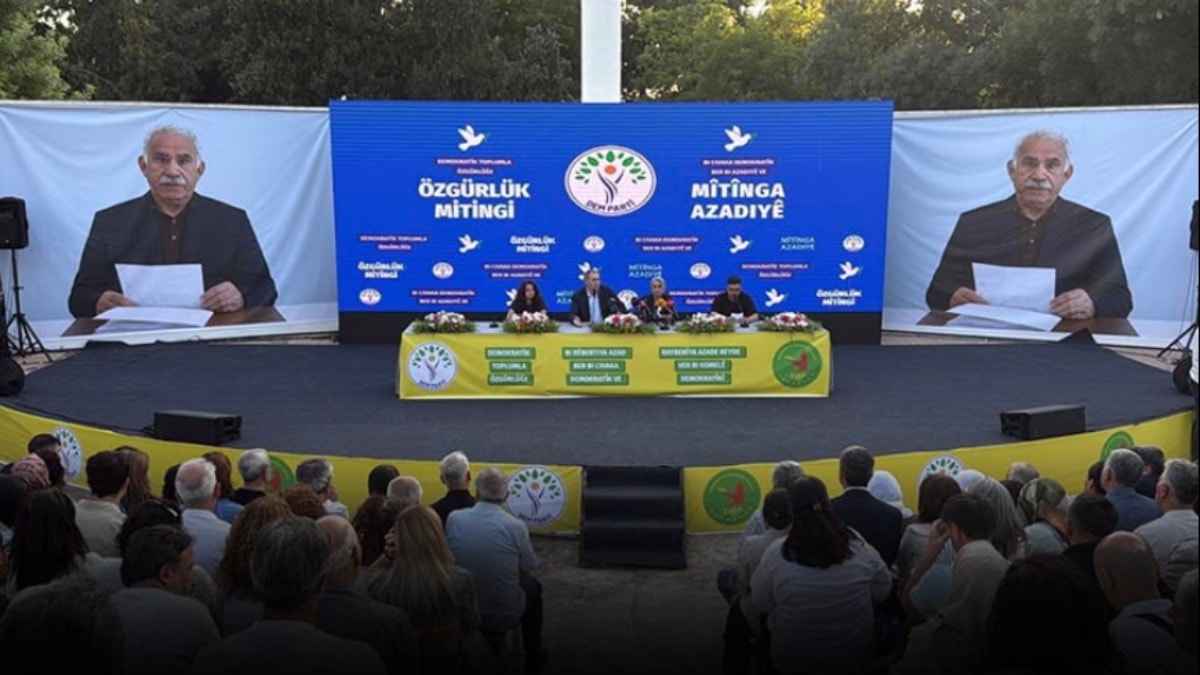 DEM Parti'den dört ilde Öcalan için özgürlük mitingi