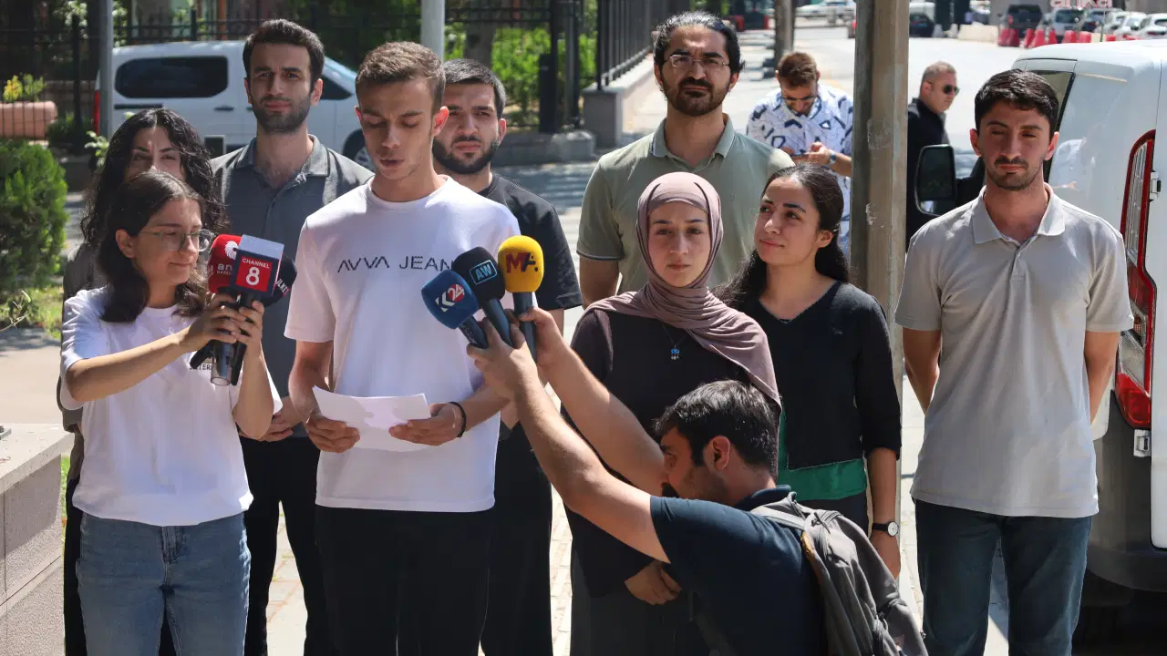 DEM Parti Gençlik Meclisi'nden Öcalan ile görüşme başvurusu