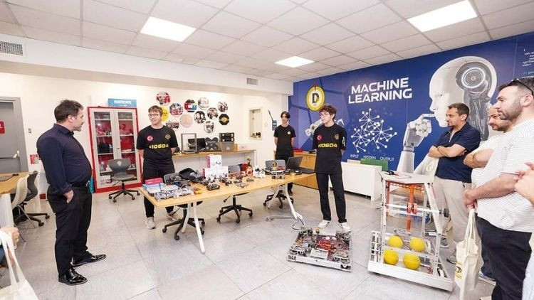 Demirören Medya ve Teknoloji MTAL geleceğin öğrencilerini ağırladı
