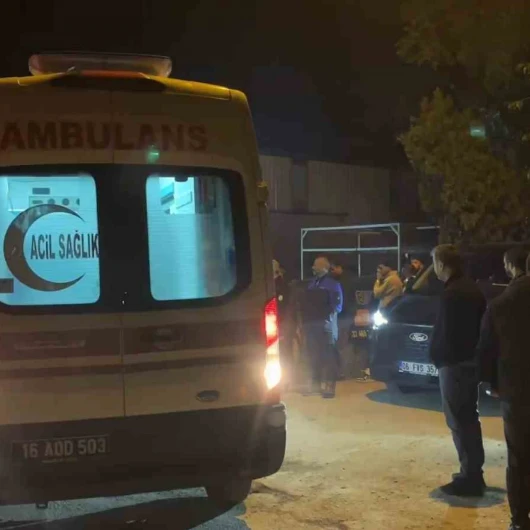 Demir Bloğun Altında Kalan 24 Yaşındaki Genç Hayatını Kaybetti