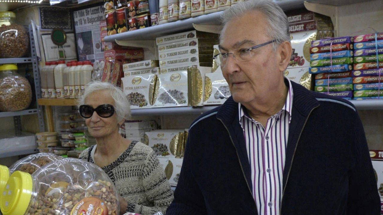 Deniz Baykal'ın eşi Olcay Baykal hayatını kaybetti