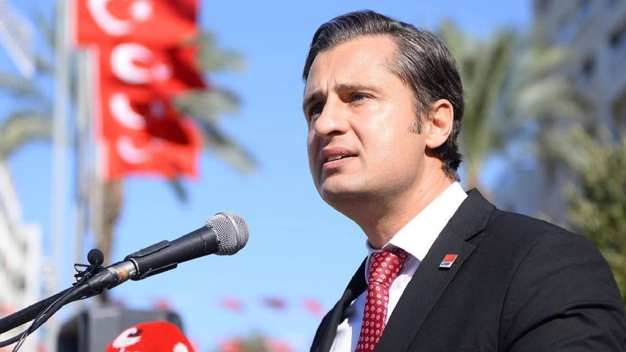 Deniz Yücel'den Sahte Yazışma Suçlaması: Yargıya Taşıyor