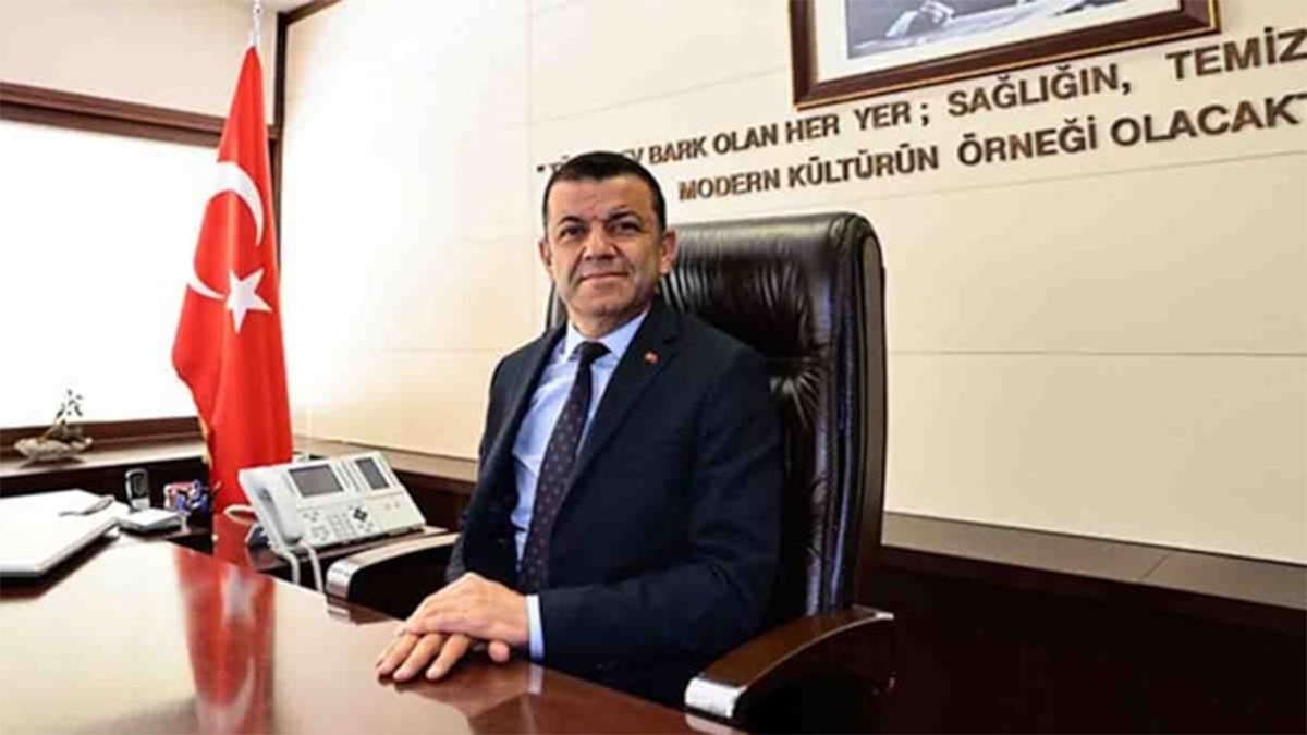 Denizli'de Belediye Başkanları CHP'den Toplu İstifa Etti