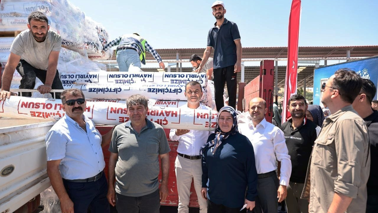 Denizli Büyükşehir Belediyesi'nden üreticiye destek, yollara konfor