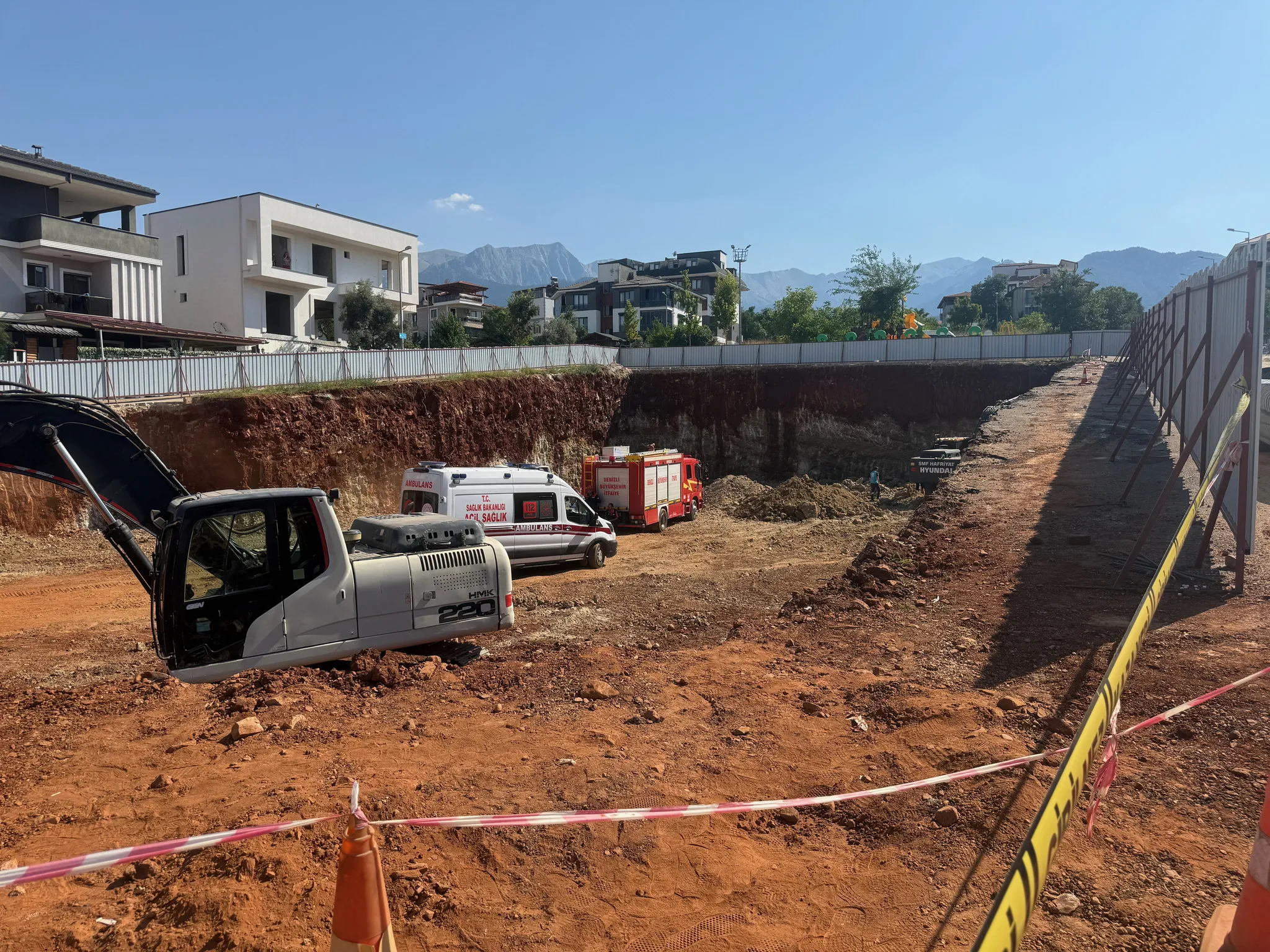 Denizli'de inşaat sahasında göçük: 1 işçi hayatını kaybetti