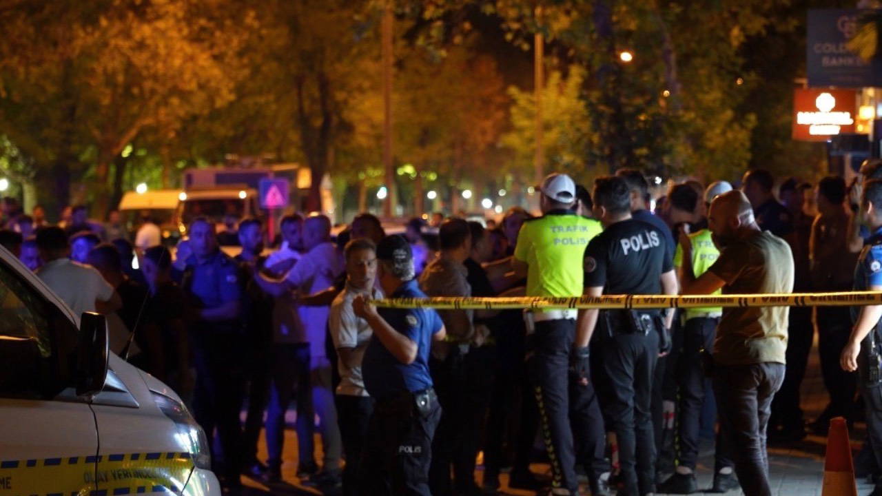 Denizli'de kafeye silahlı saldırı: 3 ölü, 4 gözaltı