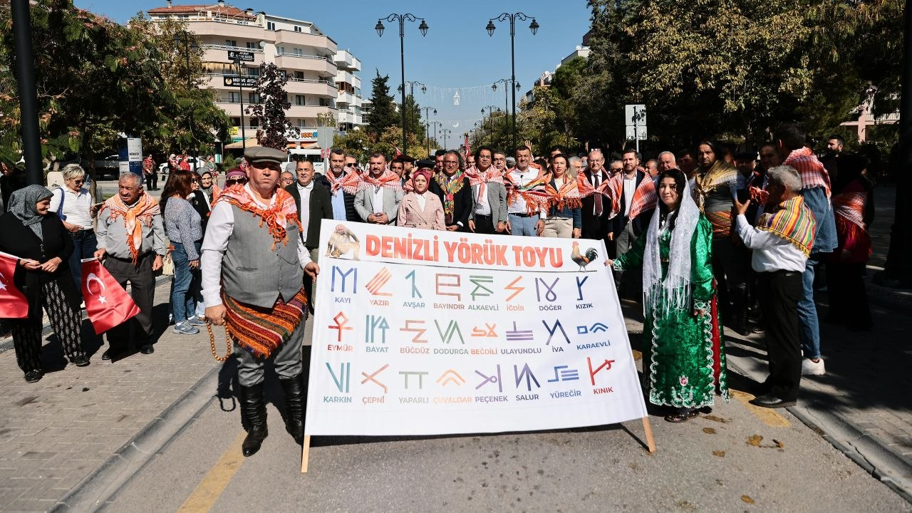Denizli'de Yörük Toyu coşkusu: Binlerce kişi bir araya geldi