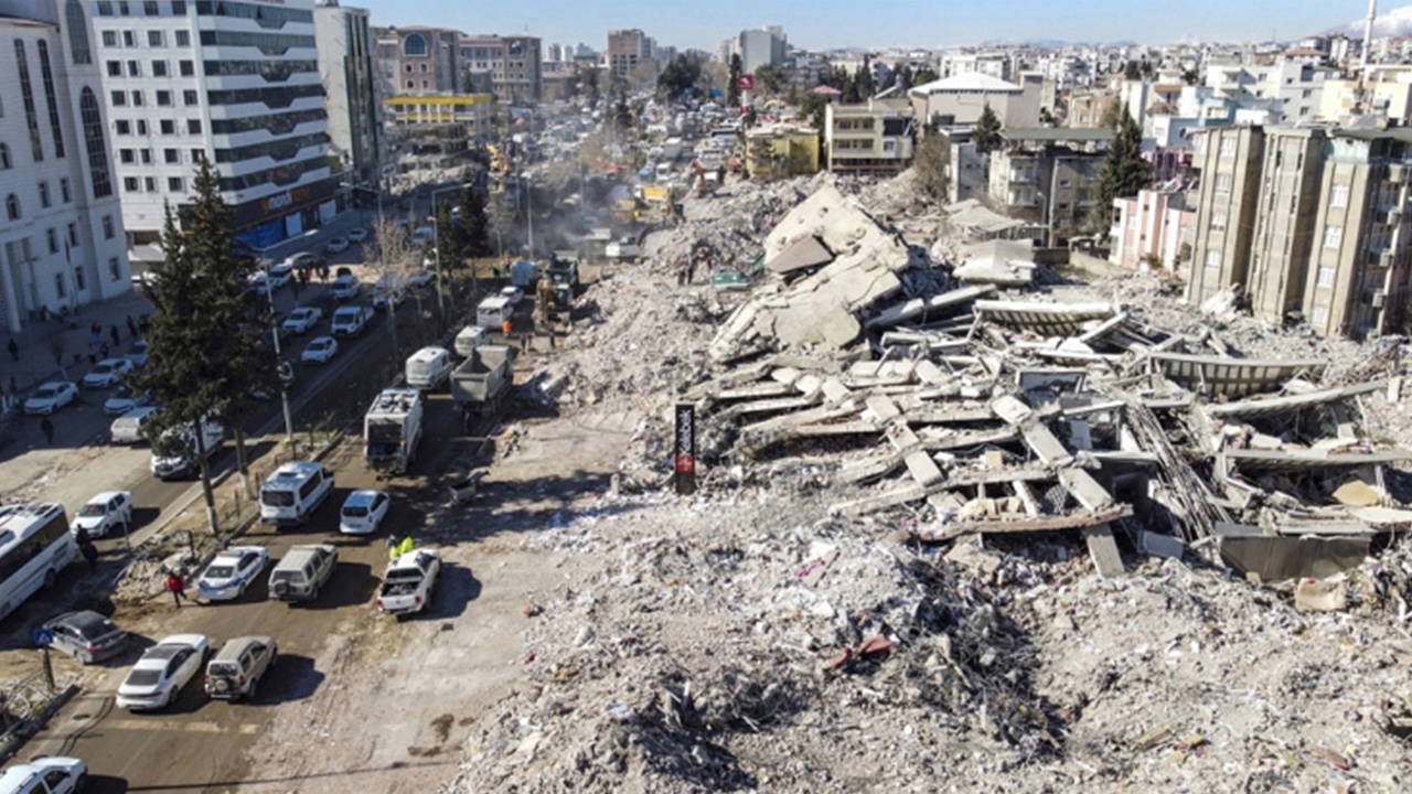 Depremde Ailesini Kaybeden Kişiye 440 Bin TL Tazminat