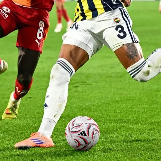 Derbi Öncesi Flaş Yorum: 'Sarı-Kırmızılılar Bir Adım Önde