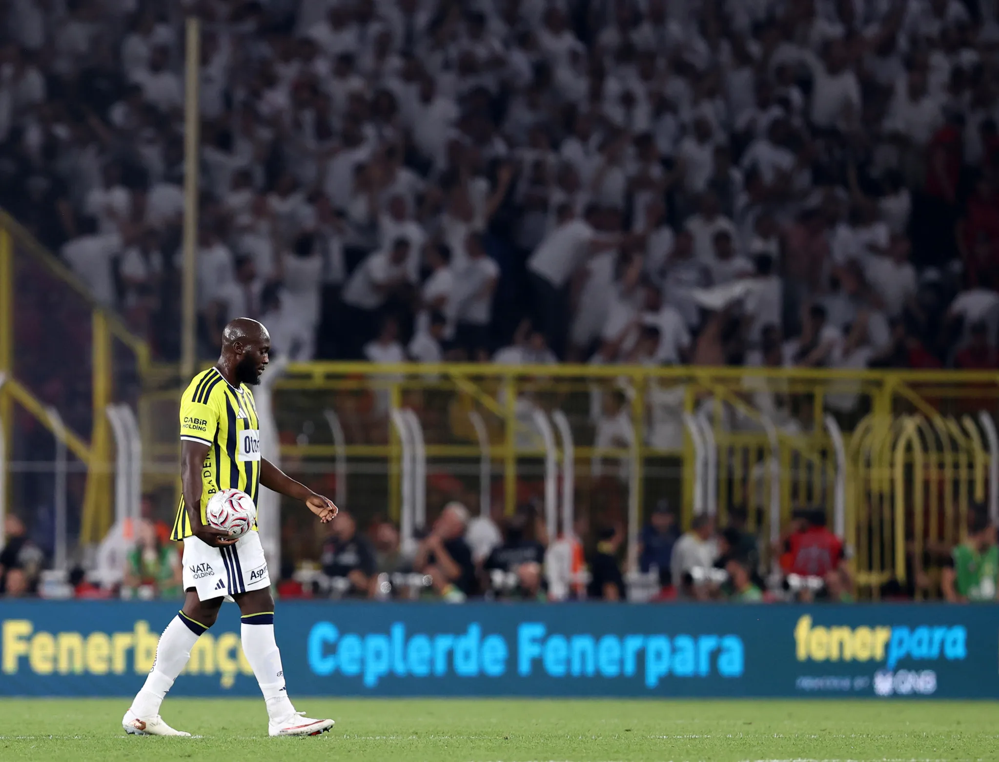 Derbide Fenalaşan Fenerbahçe Taraftarı Hayatını Kaybetti