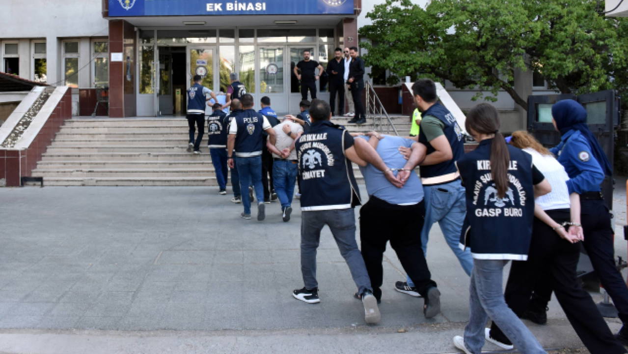 Derin Dondurucudaki Cinayetin Sırrı: 12 Yıl Sonra 17 Gözaltı