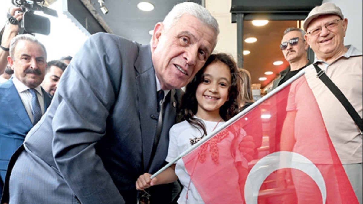 Dervişoğlu'ndan Tandoğan'a Çağrı: Bayraklarla Meydan Dolacak
