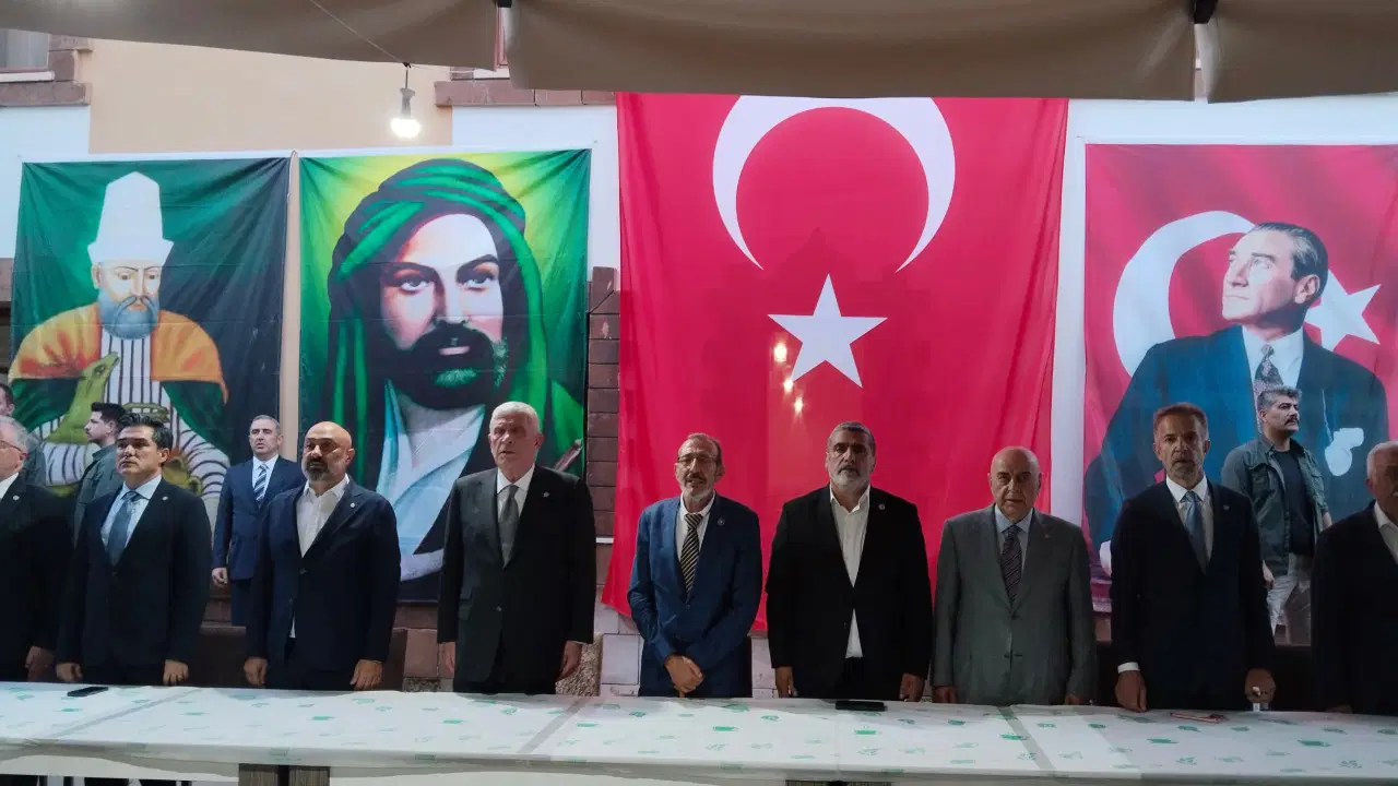 Dervişoğlu'ndan Cemevi Çıkışı: Köklü Çözüm Şart