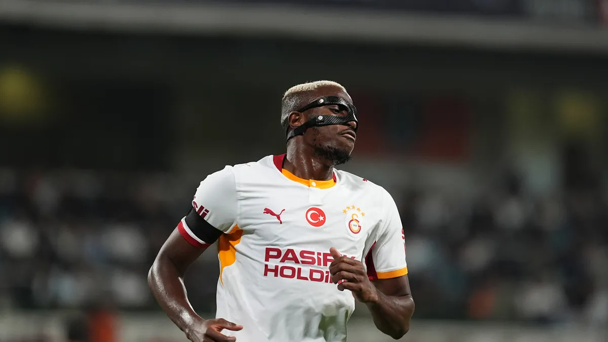 Dev Maç Öncesi Osimhen Kararı! Okan Buruk Tercihini Yaptı