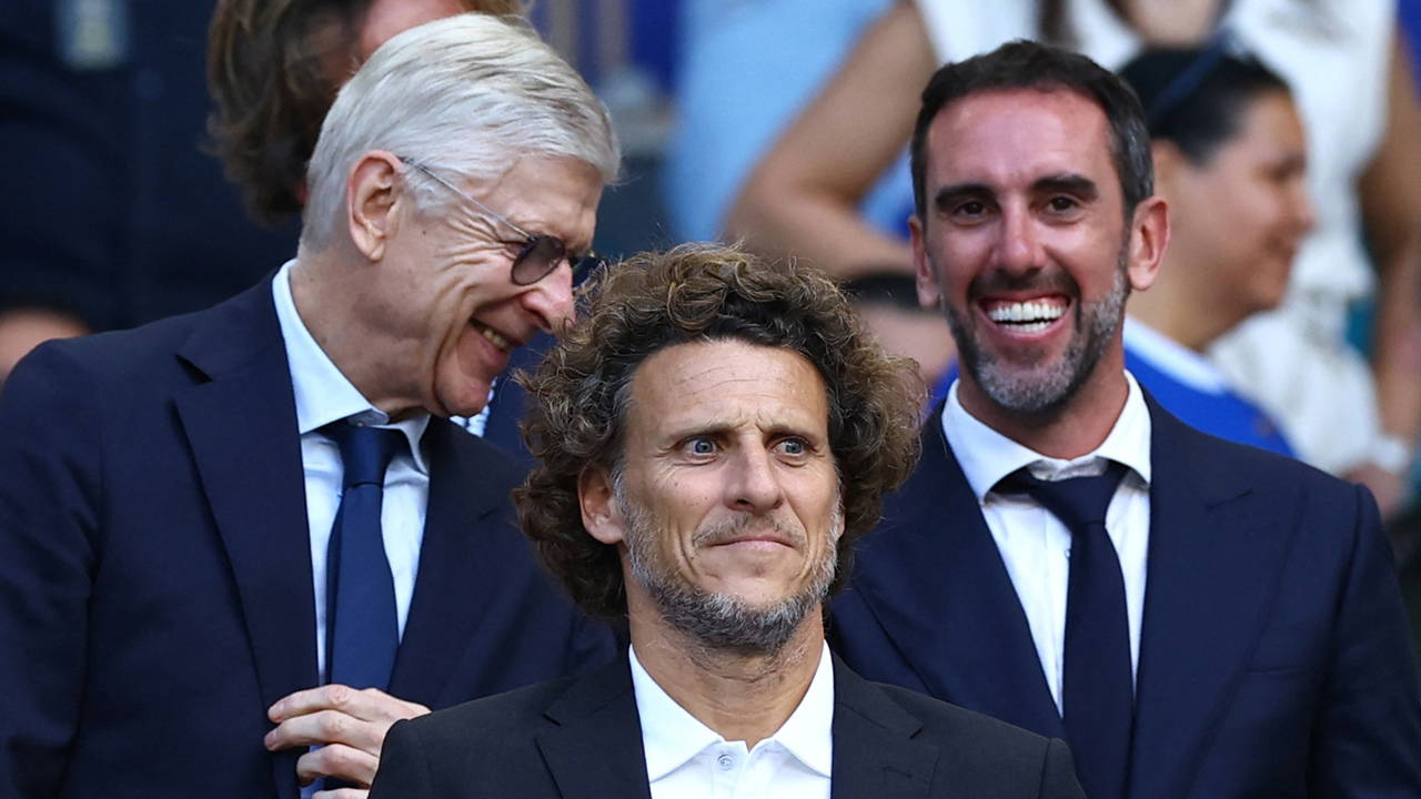 Diego Forlan, Uruguay Milli Takımı'nın Başına Geçti
