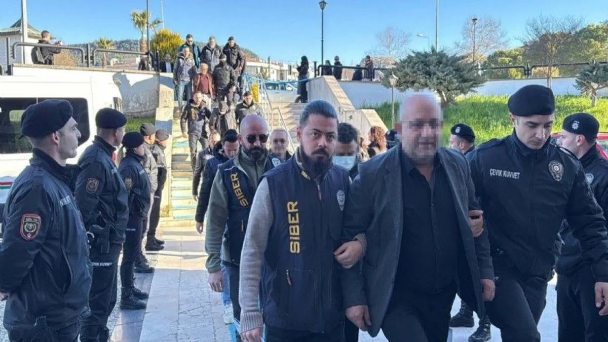 Dijital kumpas iddianamesi kabul edildi: 9 sanığa 56 yıla kadar hapis istemi