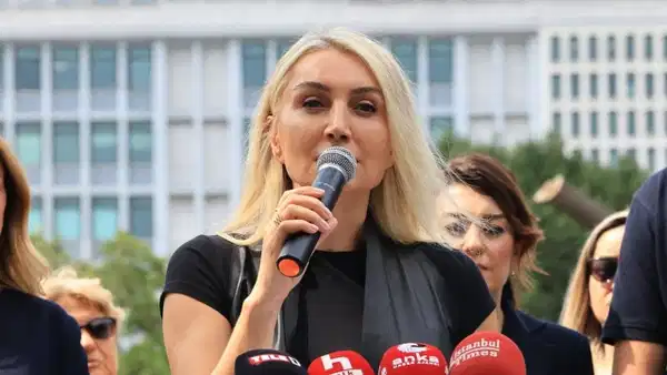 Dilek Kaya İmamoğlu: Korku Duvarlarını Yıkanların Bu İnancı Zafer Getirecek