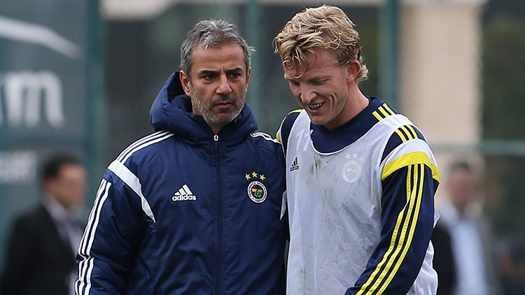 Dirk Kuyt imza için İstanbul'da: Fenerbahçe'de yeni dönem