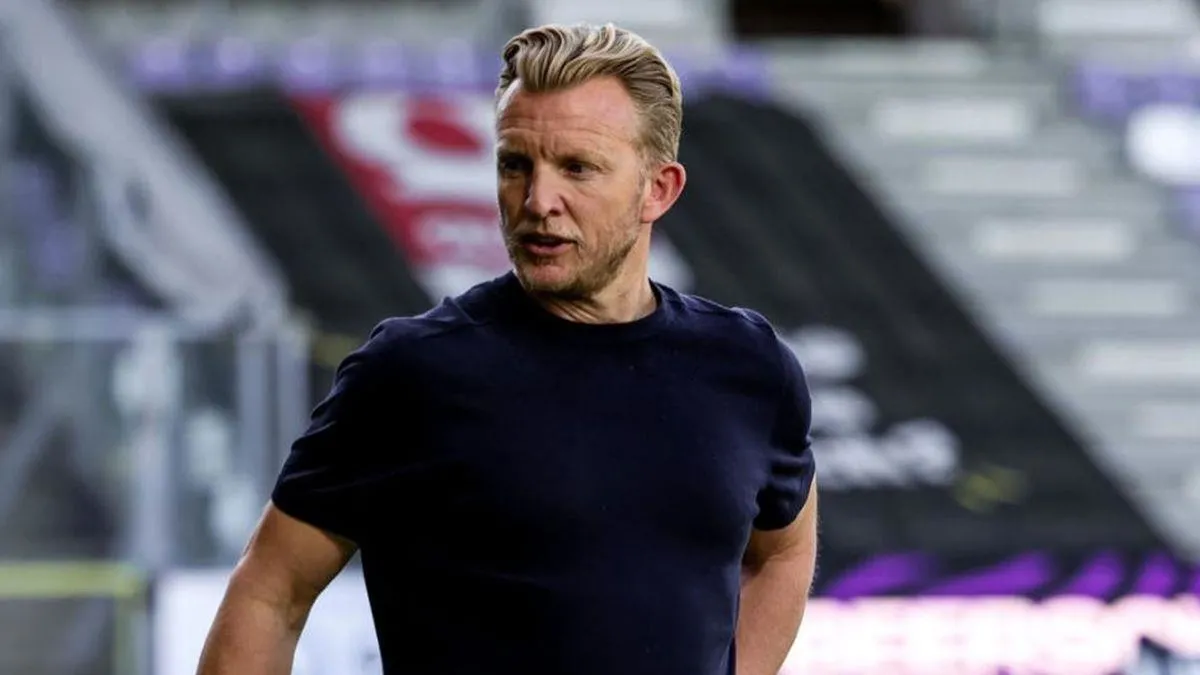Dirk Kuyt Fenerbahçe'ye yardımcı antrenör olarak dönüyor