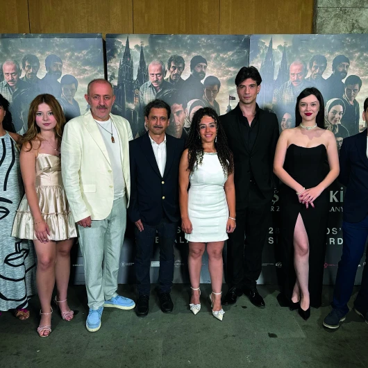 Dışarıdakiler Filmi AKM'de Özel Gösterimle Tanıtıldı