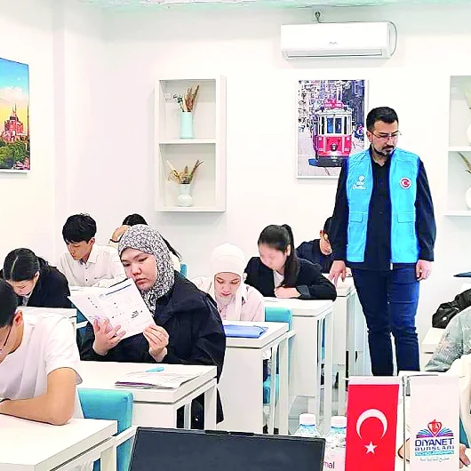 Diyanet Vakfı 114 Ülkeye Eğitim Köprüsü Kurdu